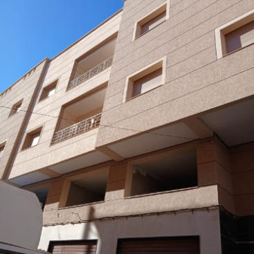 ﺇﺟﺮﺍﺀ ﺳﻤﺴﺮﺓ ﻋﻤﻮﻣﻴﺔ ﻋﻠﻨﻴﺔ ﻟﻜﺮﺍﺀ ﺍﻷﻣﻼﻙ ﺍﻟﺤﺒﺴﻴﺔ ب الناظور